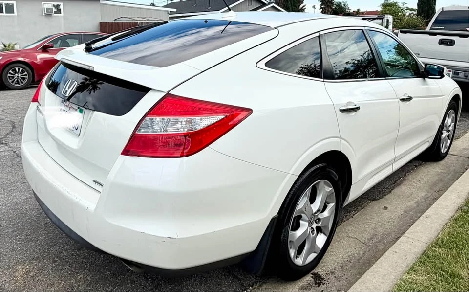 2011 Honda Civic 8th Gen - Image 6 of 10
