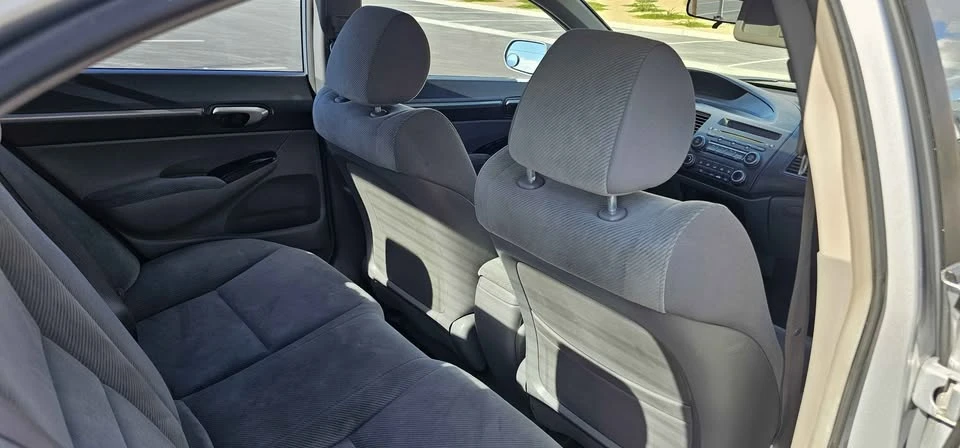 2011 Honda Civic 8th Gen - Image 11 of 16