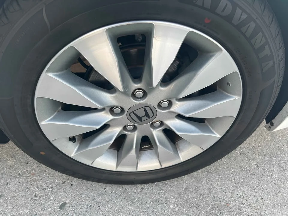2011 Honda Civic 8th Gen - Image 13 of 14