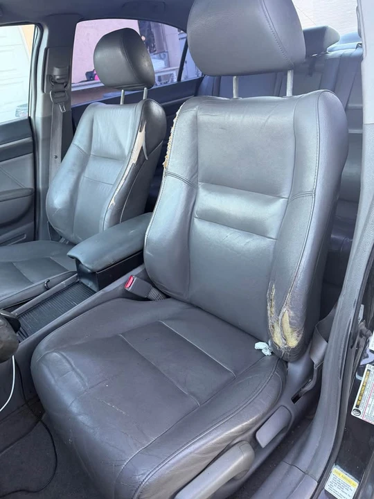 2011 Honda Civic 8th Gen - Image 13 of 14