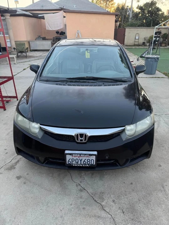 2011 Honda Civic 8th Gen - Image 2 of 14