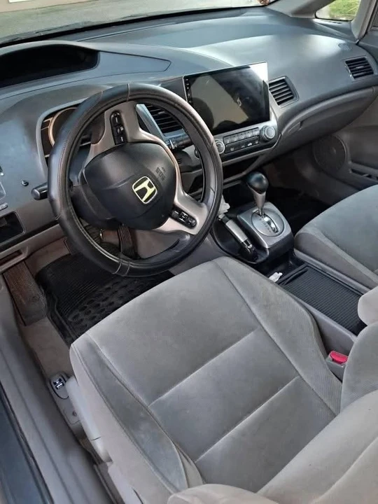 2011 Honda Civic 8th Gen - Image 4 of 5