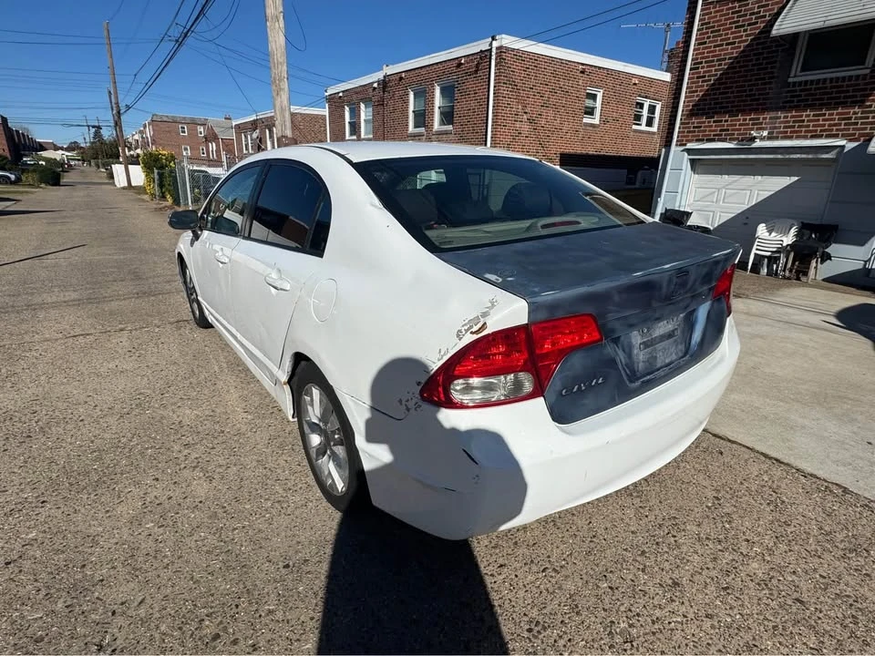 2011 Honda Civic 8th Gen - Image 7 of 20