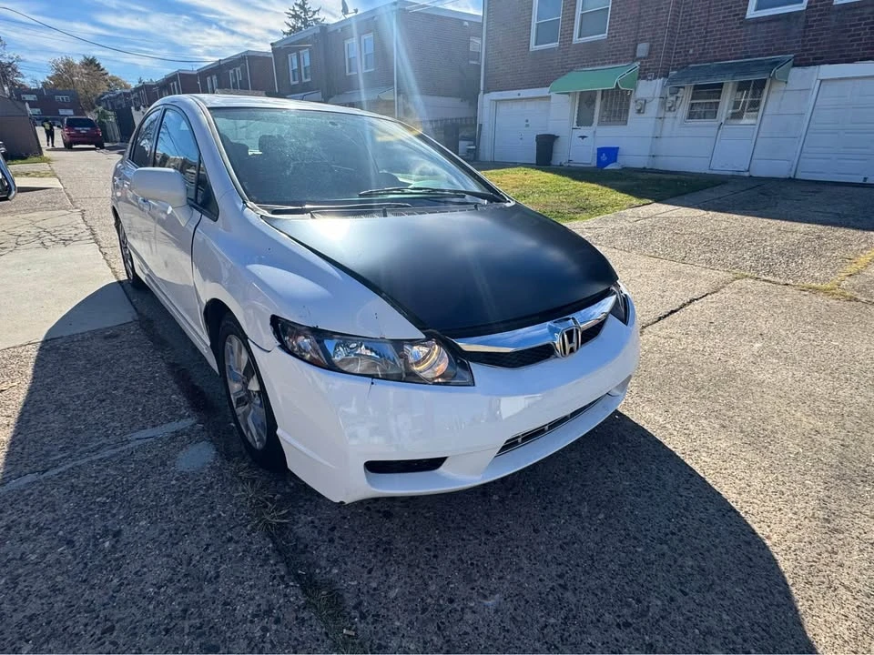 2011 Honda Civic 8th Gen - Image 2 of 20