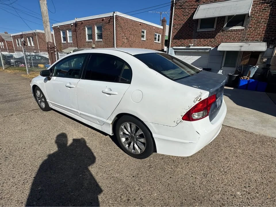 2011 Honda Civic 8th Gen - Image 6 of 20