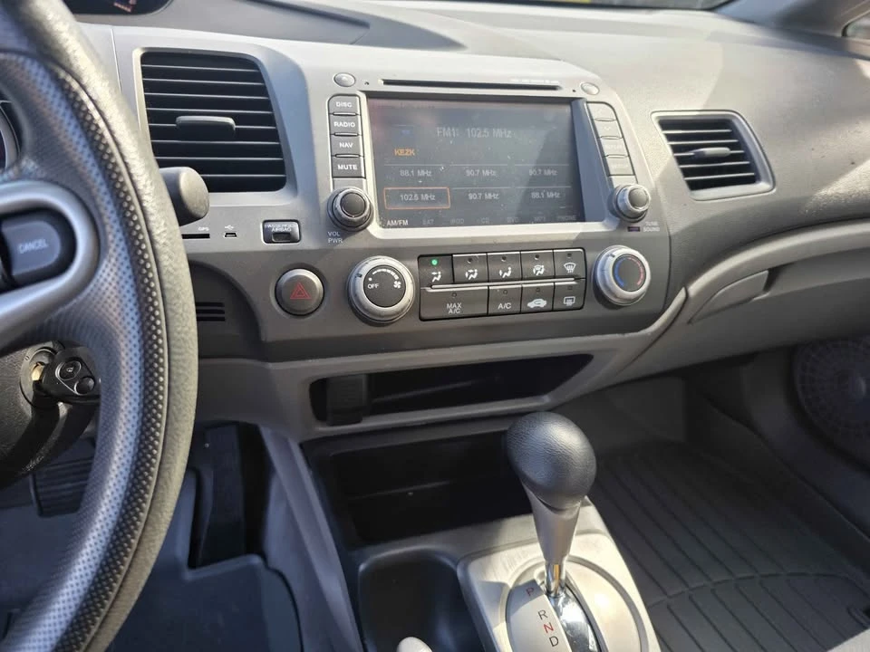 2011 Honda Civic 8th Gen - Image 3 of 3