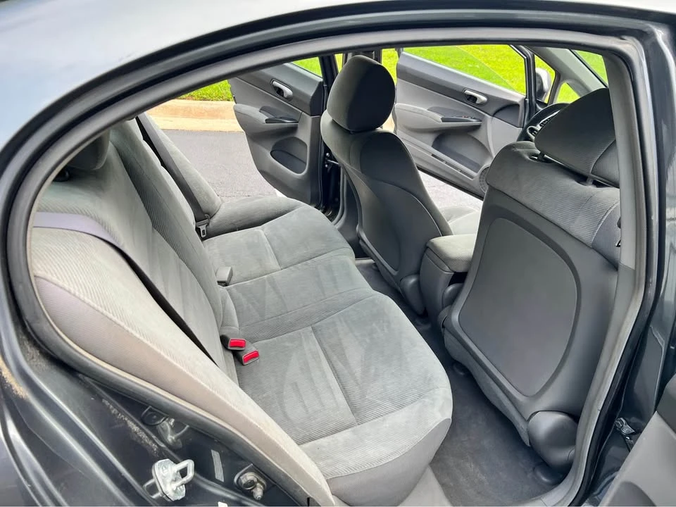 2011 Honda Civic 8th Gen - Image 10 of 15