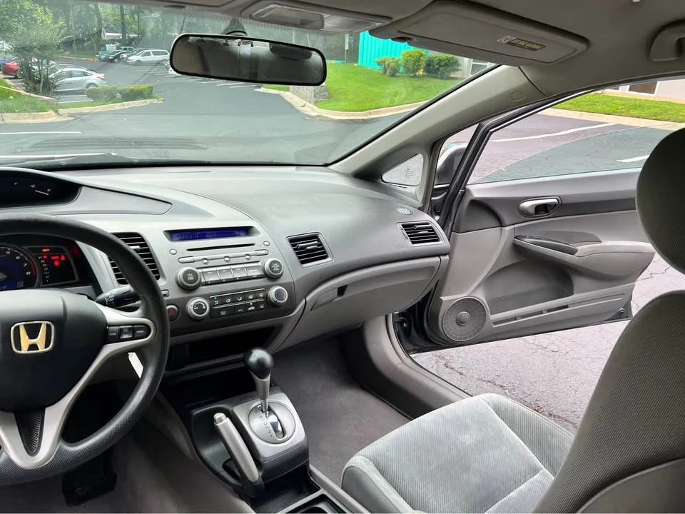 2011 Honda Civic 8th Gen - Image 14 of 15