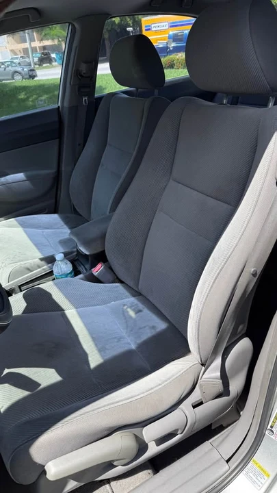 2011 Honda Civic 8th Gen - Image 6 of 7