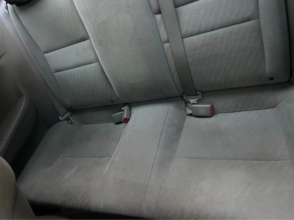 2011 Honda Civic 8th Gen - Image 8 of 9