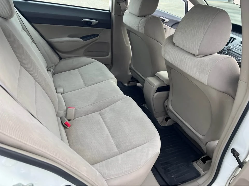 2011 Honda Civic 8th Gen - Image 10 of 11