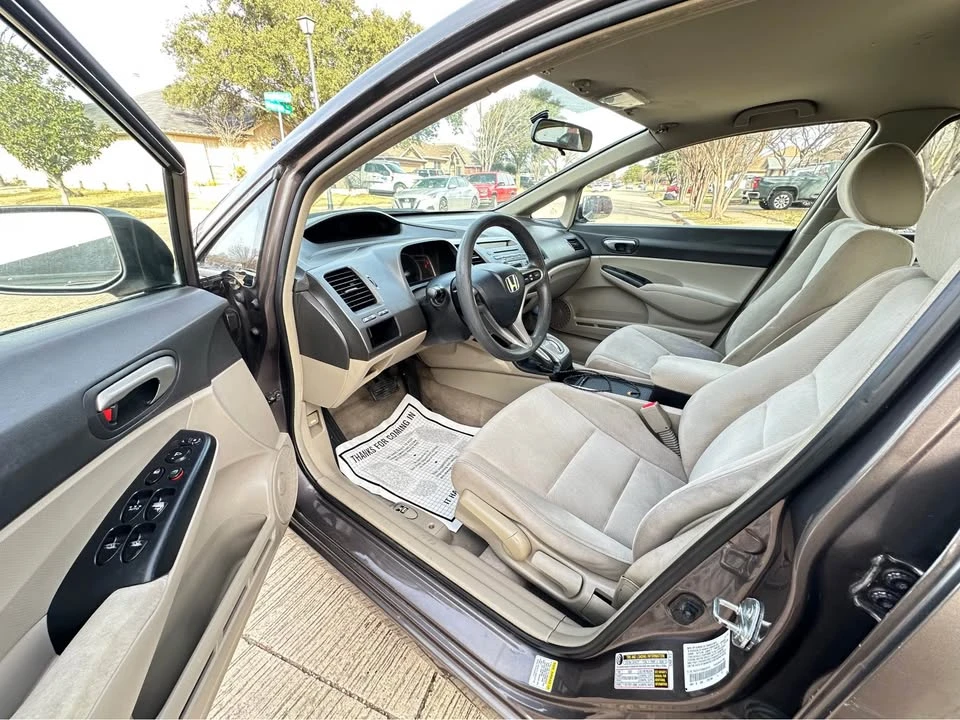 2011 Honda Civic 8th Gen - Image 8 of 8