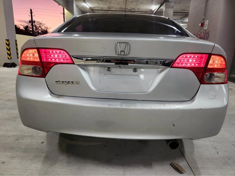 2011 Honda Civic 8th Gen - Image 8 of 19