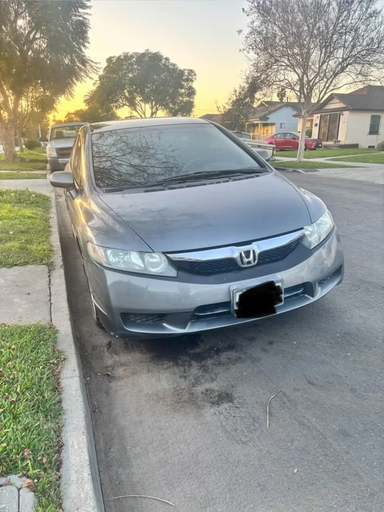 2011 Honda Civic 8th Gen - Image 3 of 11