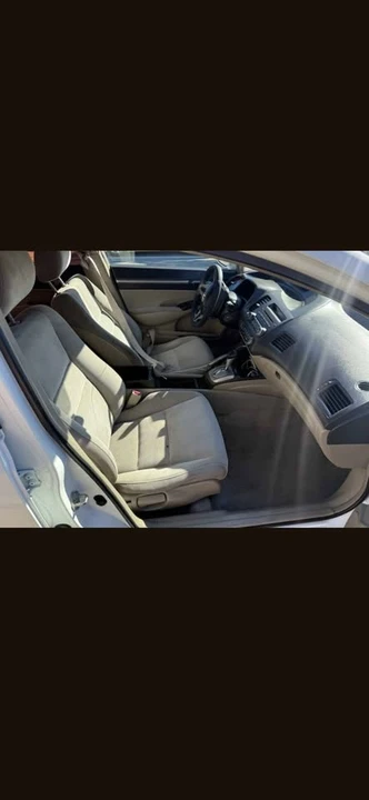 2011 Honda Civic 8th Gen - Image 5 of 8