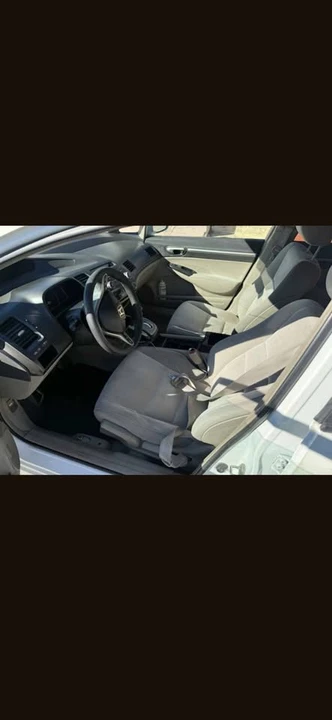 2011 Honda Civic 8th Gen - Image 4 of 8