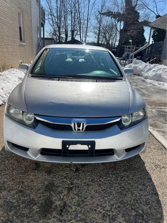 2011 Honda Civic 8th Gen - Image 3 of 10