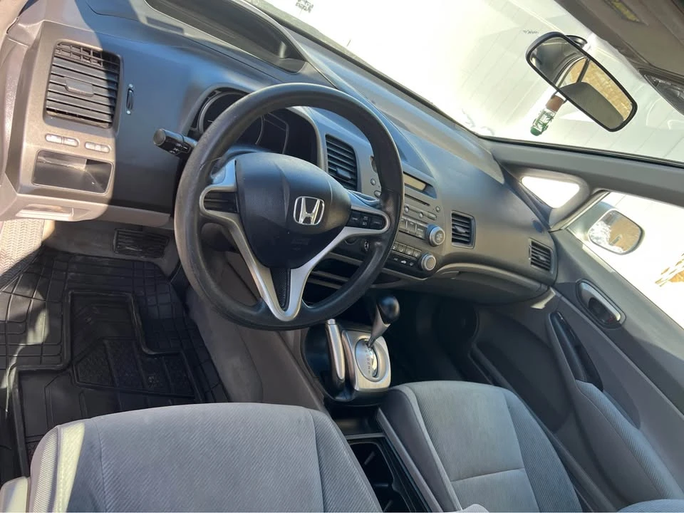 2011 Honda Civic 8th Gen - Image 7 of 10