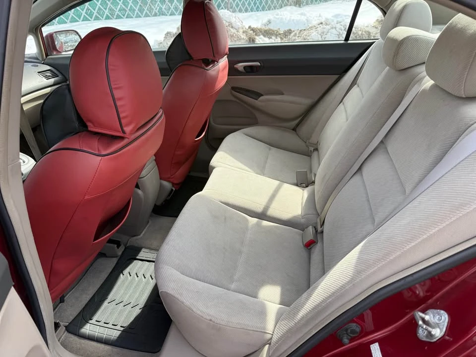 2011 Honda Civic 8th Gen - Image 9 of 10