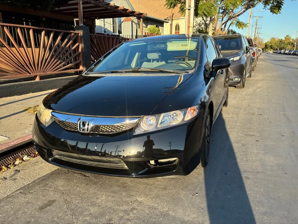2011 Honda Civic 8th Gen - Image 7 of 12