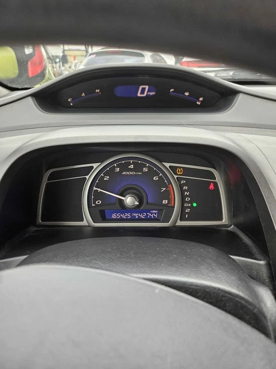 2011 Honda Civic 8th Gen - Image 6 of 8