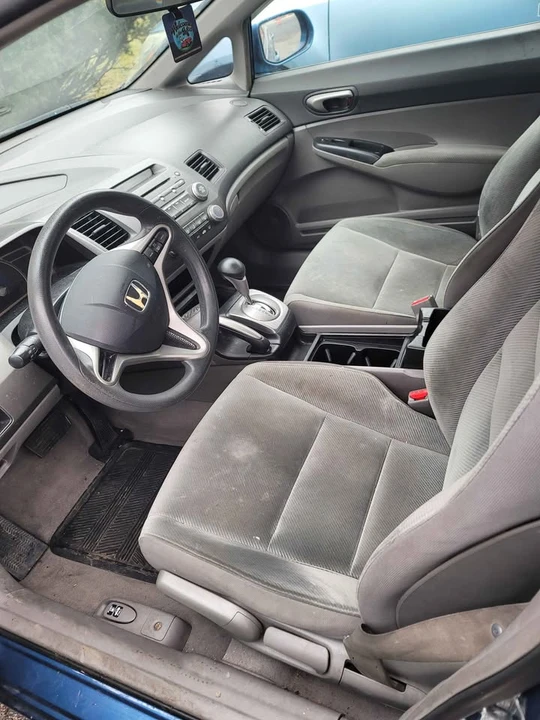 2011 Honda Civic 8th Gen - Image 5 of 6