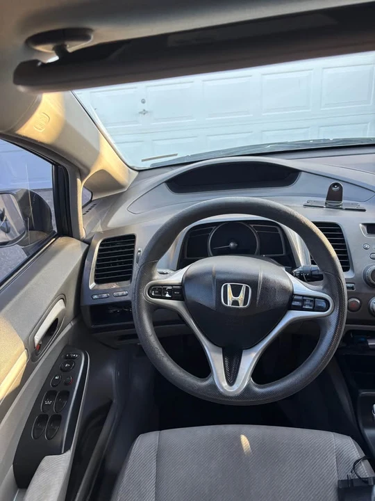 2011 Honda Civic 8th Gen - Image 10 of 10