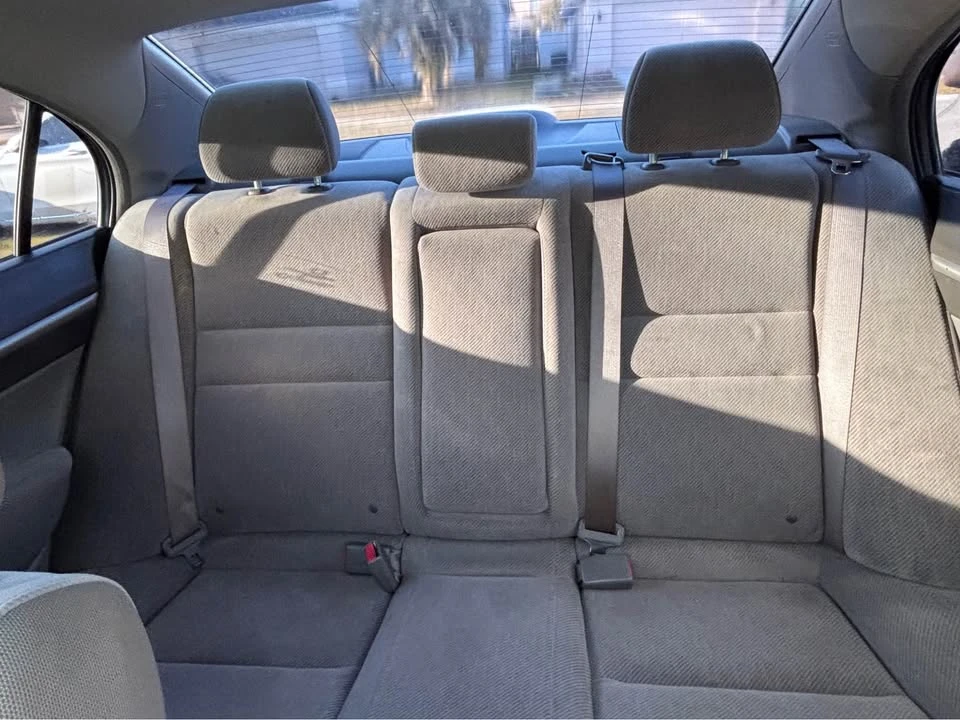 2011 Honda Civic 8th Gen - Image 9 of 10