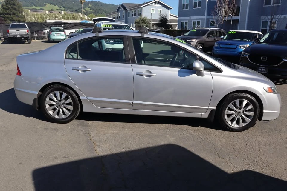 2011 Honda Civic 8th Gen - Image 6 of 20