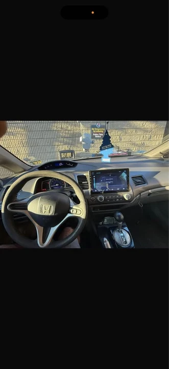 2011 Honda Civic 8th Gen - Image 2 of 4