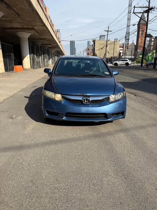 2011 Honda Civic 8th Gen - Image 5 of 7