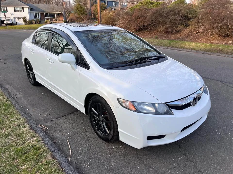 2011 Honda Civic 8th Gen - Image 3 of 14