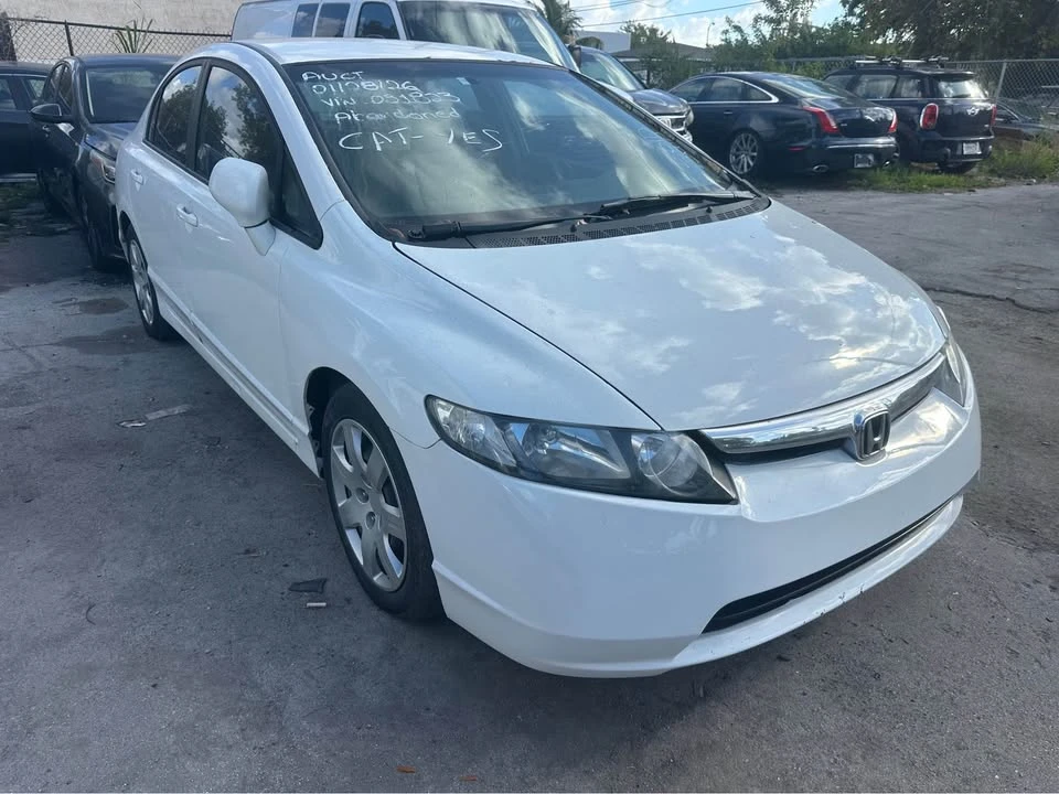 2011 Honda Civic 8th Gen - Image 4 of 12