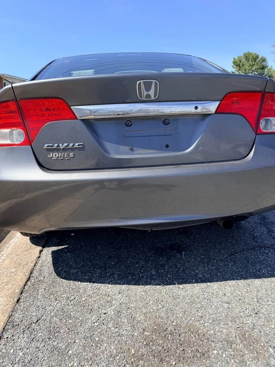 2011 Honda Civic 8th Gen - Image 5 of 6