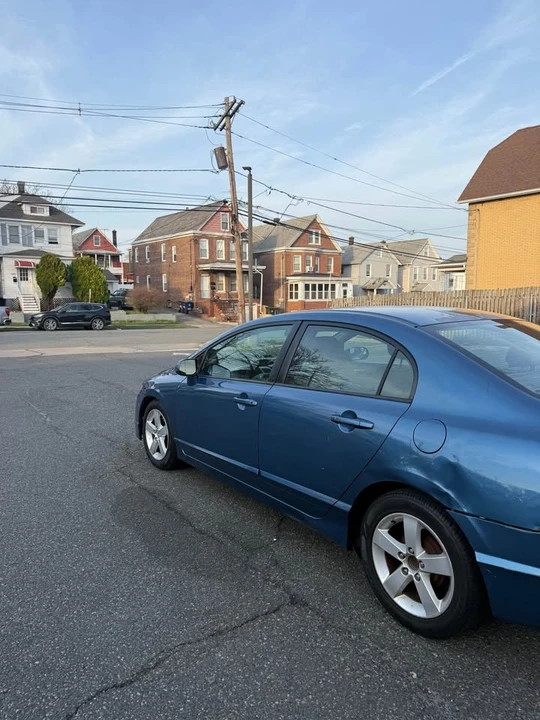 2011 Honda Civic 8th Gen - Image 5 of 8