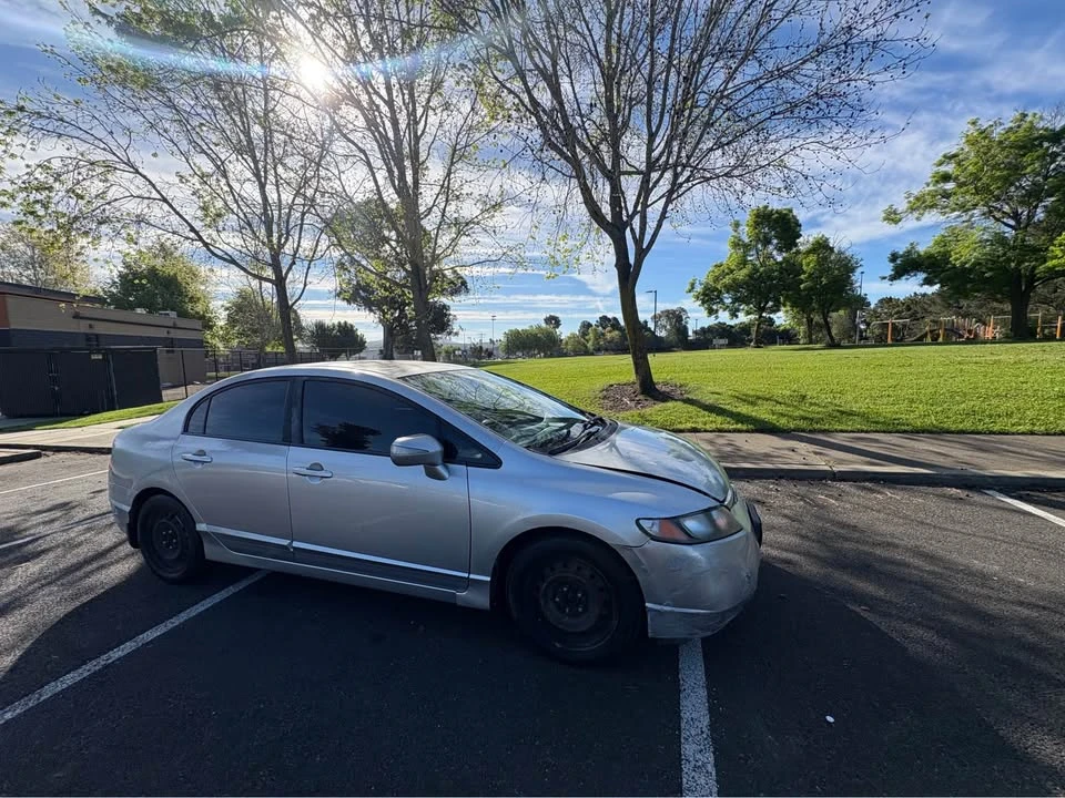 2011 Honda Civic 8th Gen - Image 4 of 5