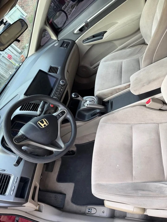 2011 Honda Civic 8th Gen - Image 7 of 8