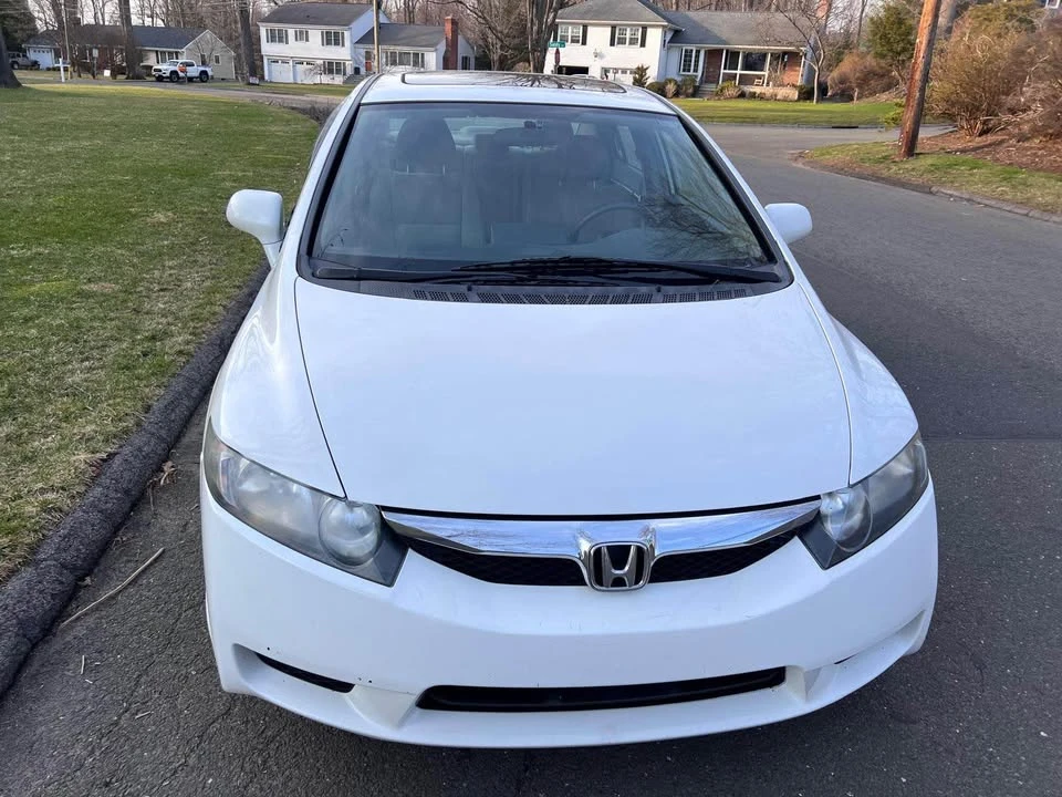 2011 Honda Civic 8th Gen - Image 2 of 14