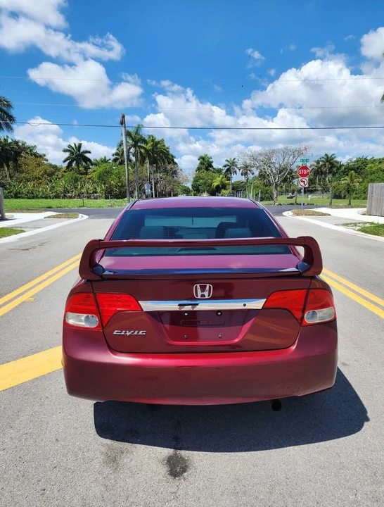 2011 Honda Civic 8th Gen - Image 4 of 7