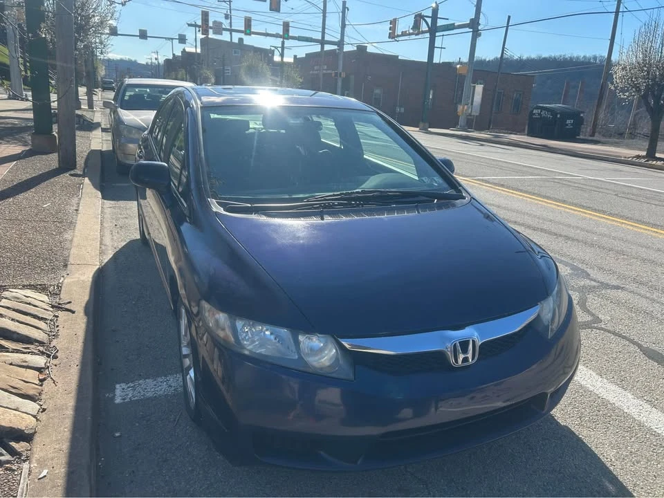 2011 Honda Civic 8th Gen - Image 5 of 14