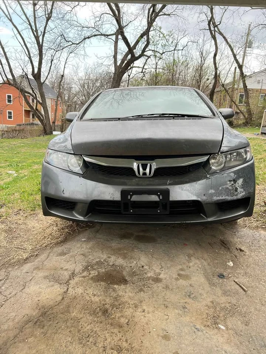 2011 Honda Civic 8th Gen - Image 8 of 9