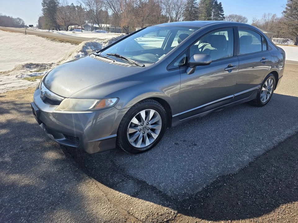 2011 Honda Civic 8th Gen - Image 3 of 20