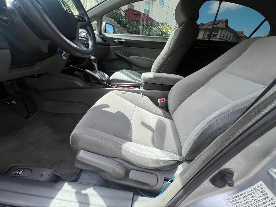 2011 Honda Civic 8th Gen - Image 3 of 6