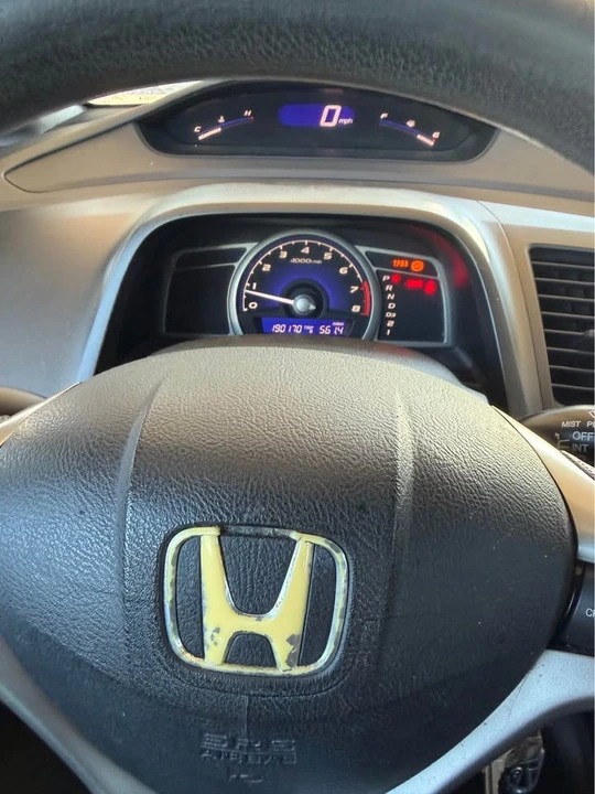 2011 Honda Civic 8th Gen - Image 4 of 6