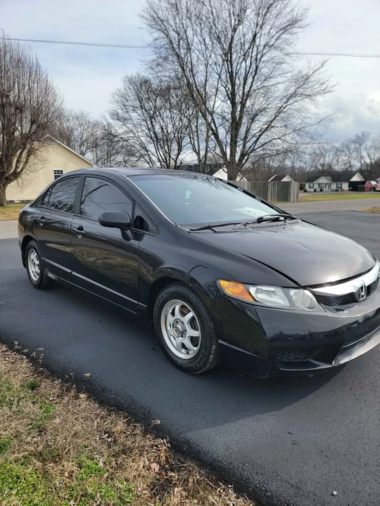 2011 Honda Civic 8th Gen - Image 3 of 7