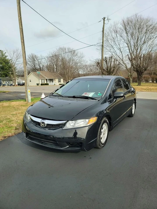 2011 Honda Civic 8th Gen - Image 2 of 7