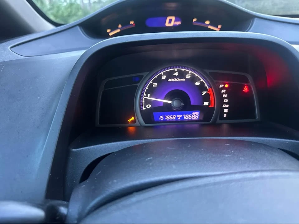 2011 Honda Civic 8th Gen - Image 4 of 20