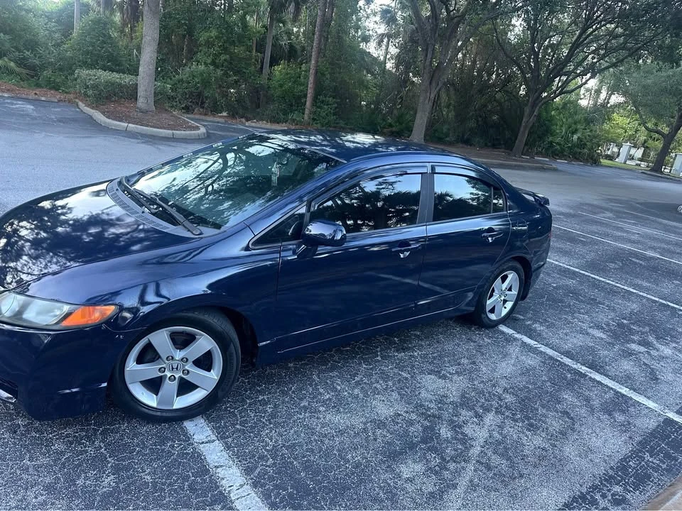 2011 Honda Civic 8th Gen - Image 6 of 20
