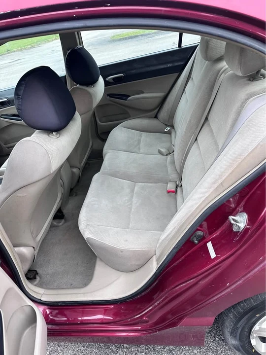 2011 Honda Civic 8th Gen - Image 3 of 17