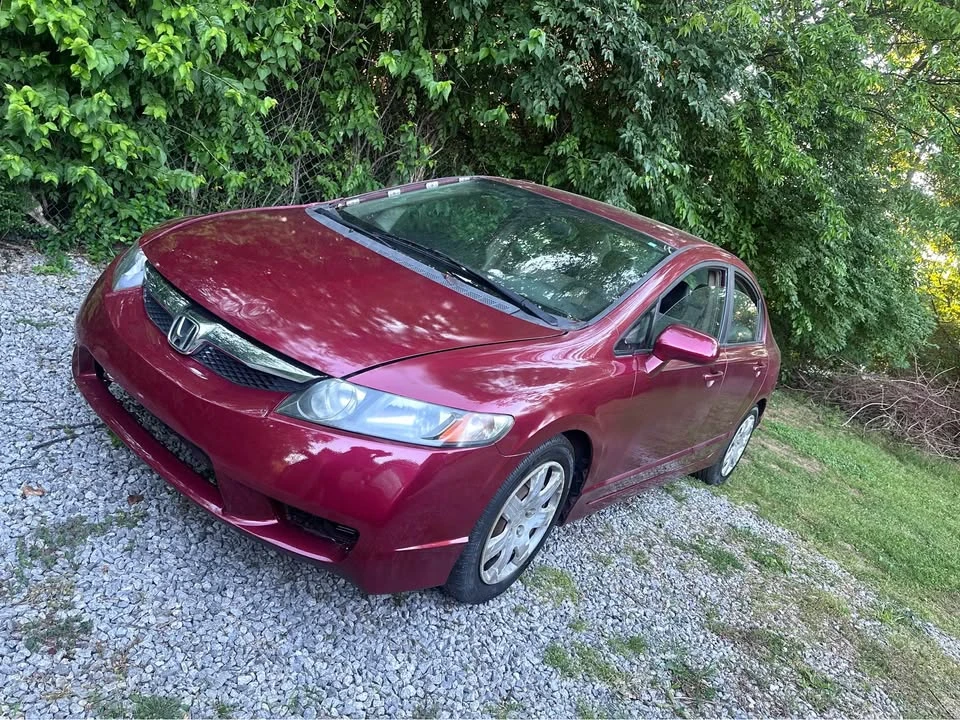 2011 Honda Civic 8th Gen - Image 10 of 17